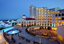 Poza Hotel & Spa Arena Regia 5*